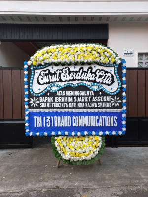 Papan Bunga Duka di Asembagus